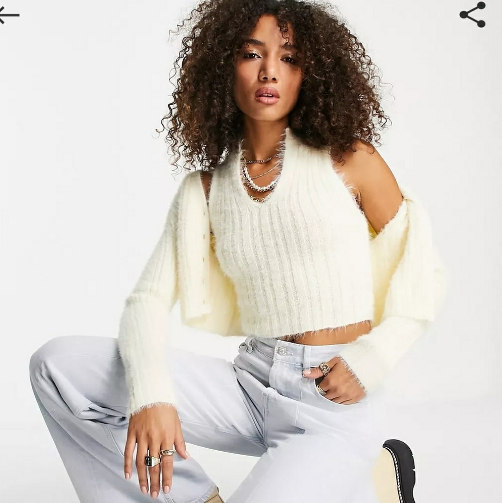 Soft cardigan with pearl buttons cream/off-white